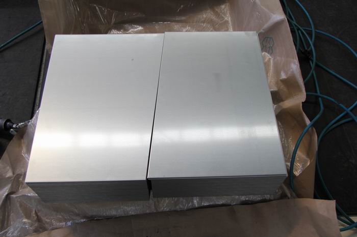 汽(qi)車(che)用異形(xing)闆成品(pin)