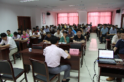 員工(gong)教室(shi)