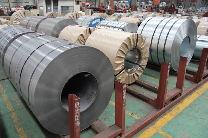 冷軋縱(zong)剪(jian)成(cheng)品區